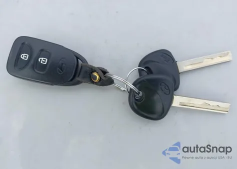 2012 Hyundai Accent Se from USA, damaged, VIN KMHCU5AE0CU020055